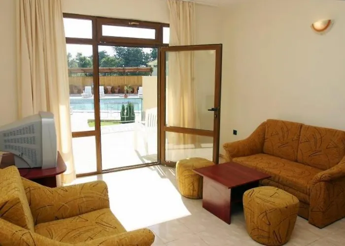 Rezort Family Yalta влас 3*