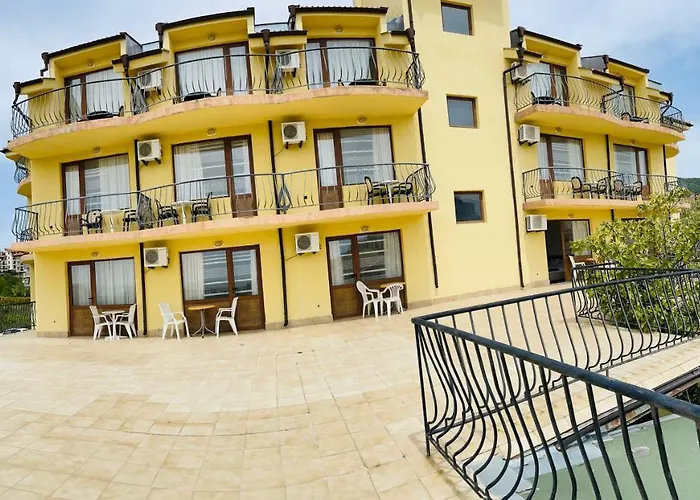 Family Yalta влас 3* Sveti Vlas