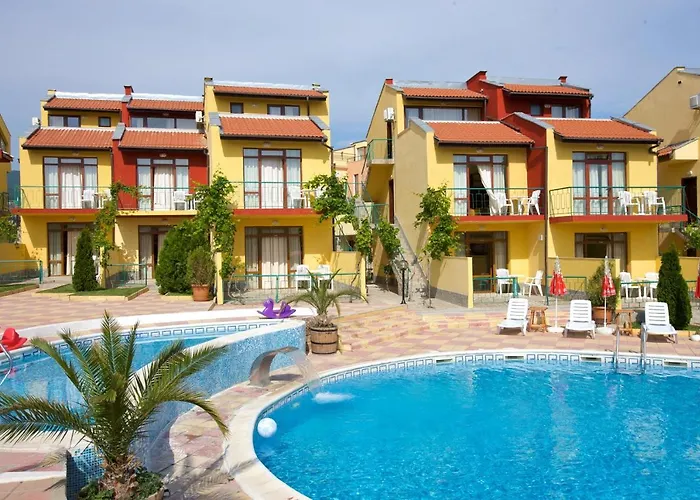 Family Yalta влас Rezort 3*