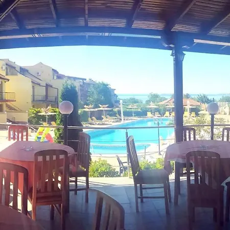 Station touristique Family Yalta влас Sveti Vlas