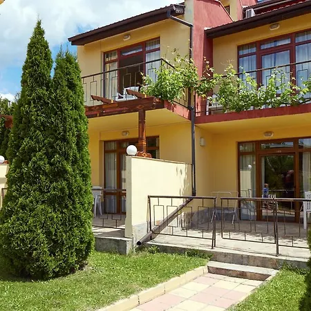 Station touristique Family Yalta влас Sveti Vlas